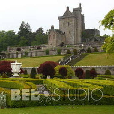 Drummond Castle Gardens (Сады замка Друммонд) Шотландия