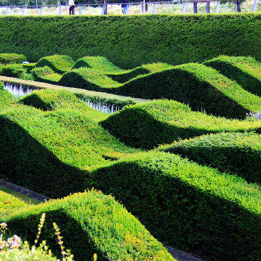 Парк  Барьера Темзы (Thames Barrier Park).  Лондон. Англия
